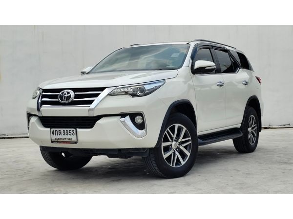 TOYOTA NEW FORTUNER 2.4 V.2WD.AT ปี 2017